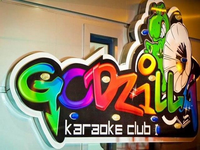 ”Godzilla” Karaoke Club & Lounge Terrace
